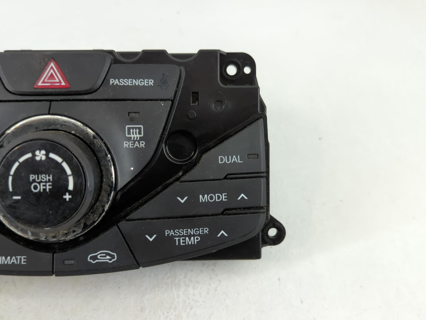 2012 Hyundai Azera Climate Control Module Temperature AC/Heater Replacement P/N:7HGX55HEI119 ATC7-TRACEABILIT Fits OEM Used 