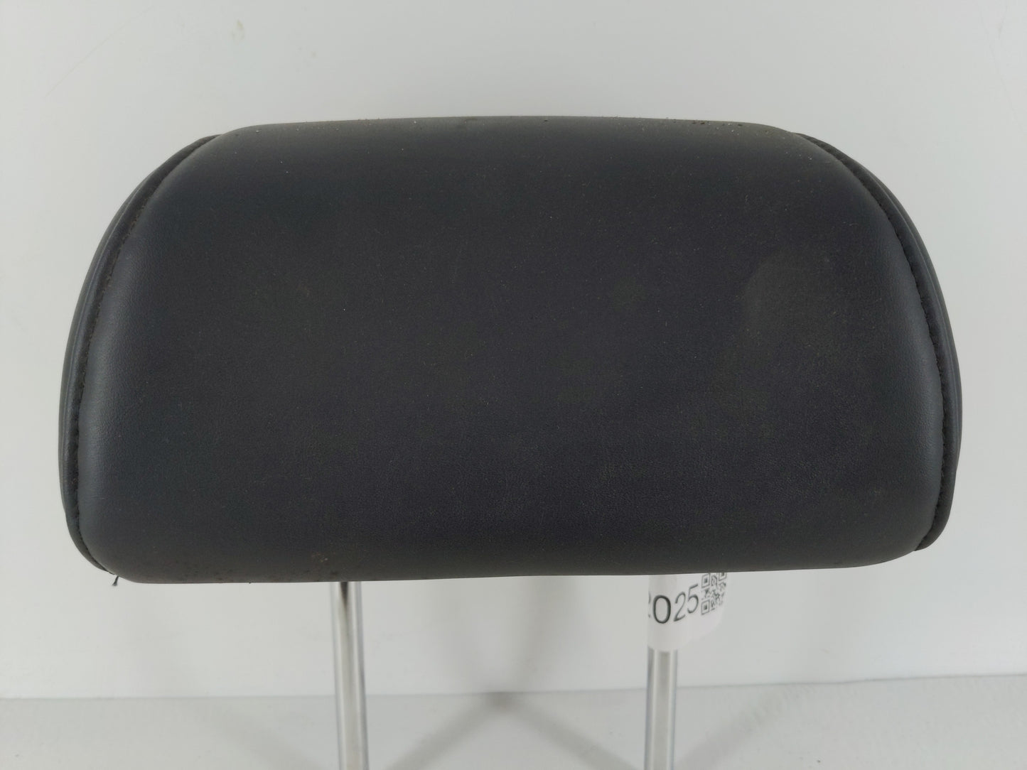 2012-2014 Hyundai Azera Headrest Head Rest Rear Seat Fits Fits 2012 2013 2014 OEM Used Auto Parts - Oemusedautoparts1.com