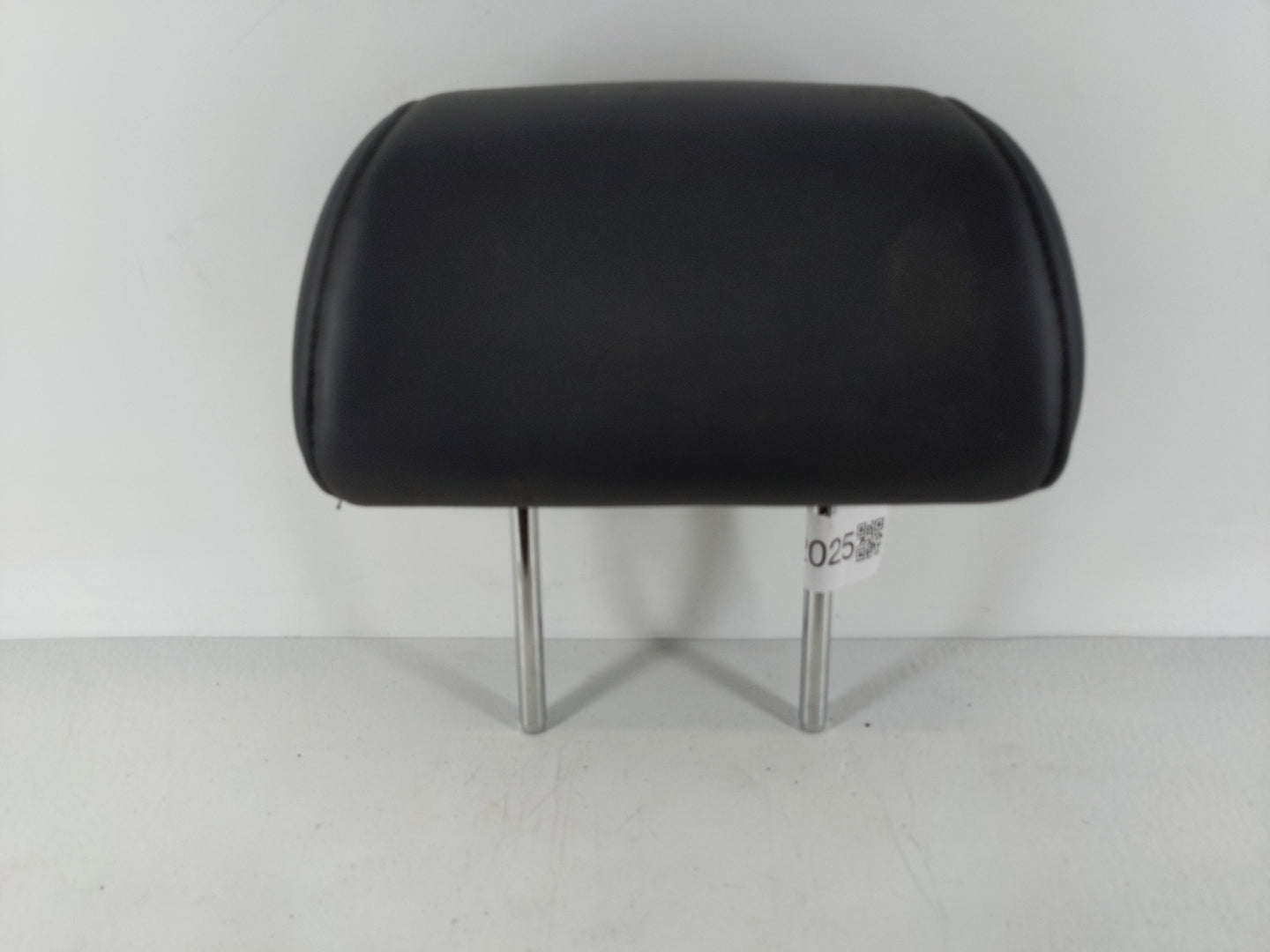 2012-2014 Hyundai Azera Headrest Head Rest Rear Seat Fits Fits 2012 2013 2014 OEM Used Auto Parts - Oemusedautoparts1.com