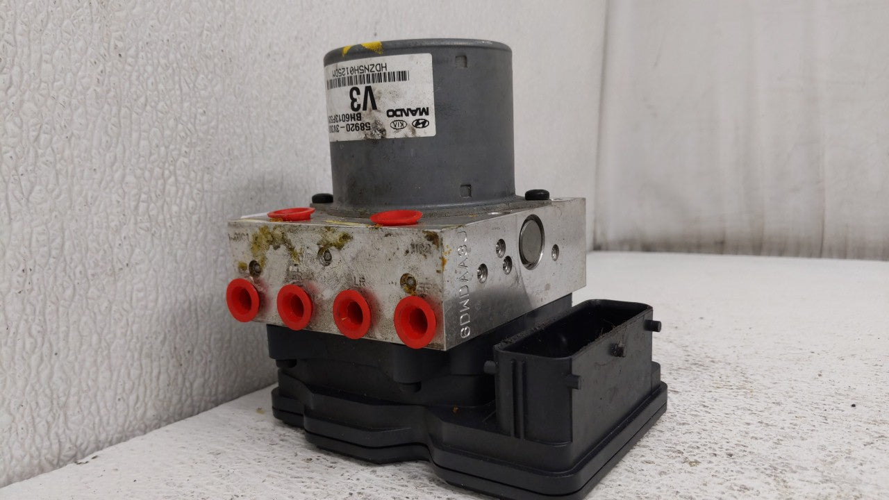 2012-2014 Hyundai Azera ABS Pump Control Module Replacement Fits Fits 2012 2013 2014 OEM Used Auto Parts - Oemusedautoparts1