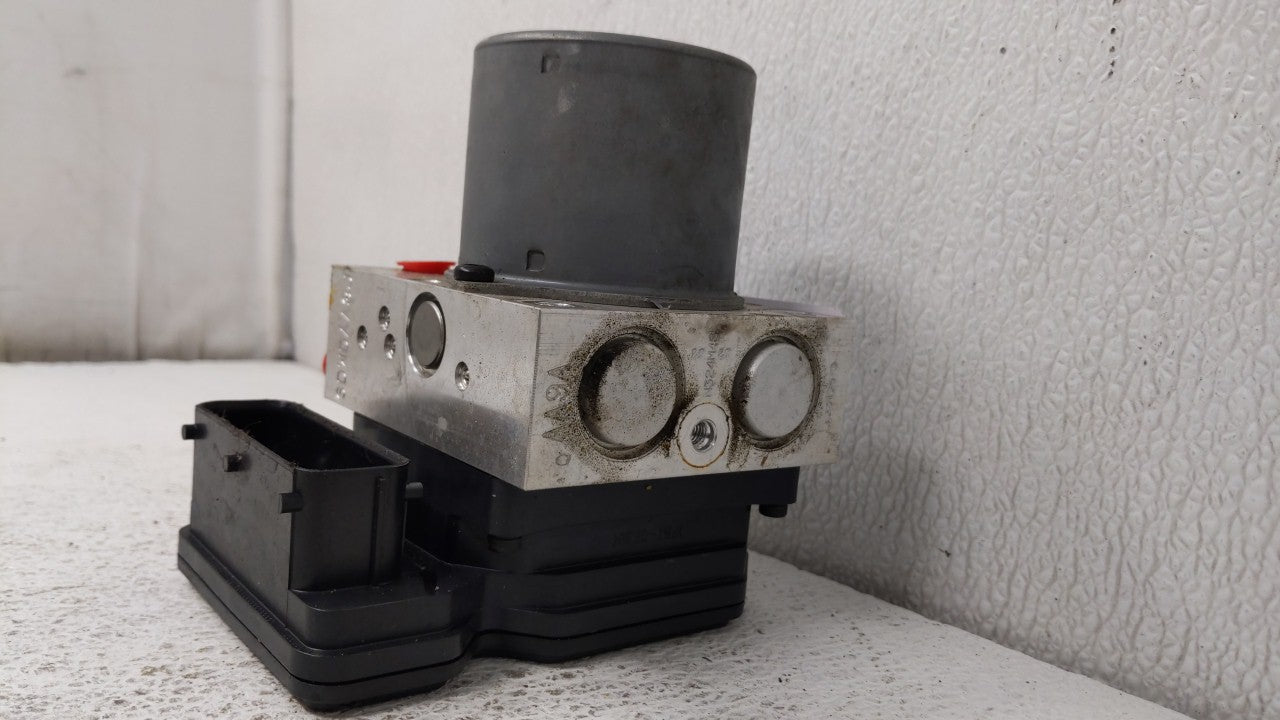 2012-2014 Hyundai Azera ABS Pump Control Module Replacement Fits Fits 2012 2013 2014 OEM Used Auto Parts - Oemusedautoparts1