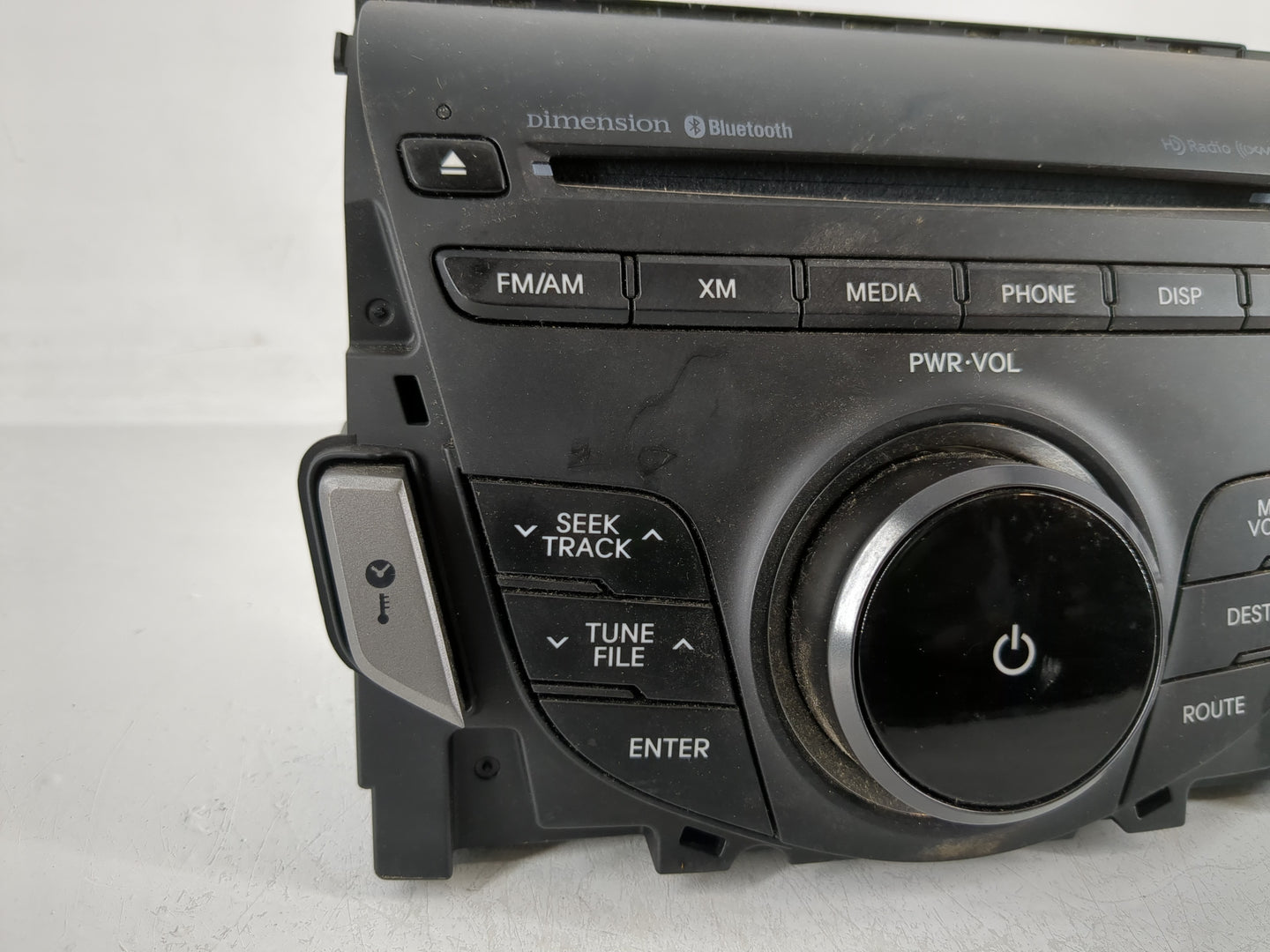 2012-2013 Hyundai Azera Radio AM FM Cd Player Receiver Replacement P/N:96560-3V4504X Fits Fits 2012 2013 OEM Used Auto Parts