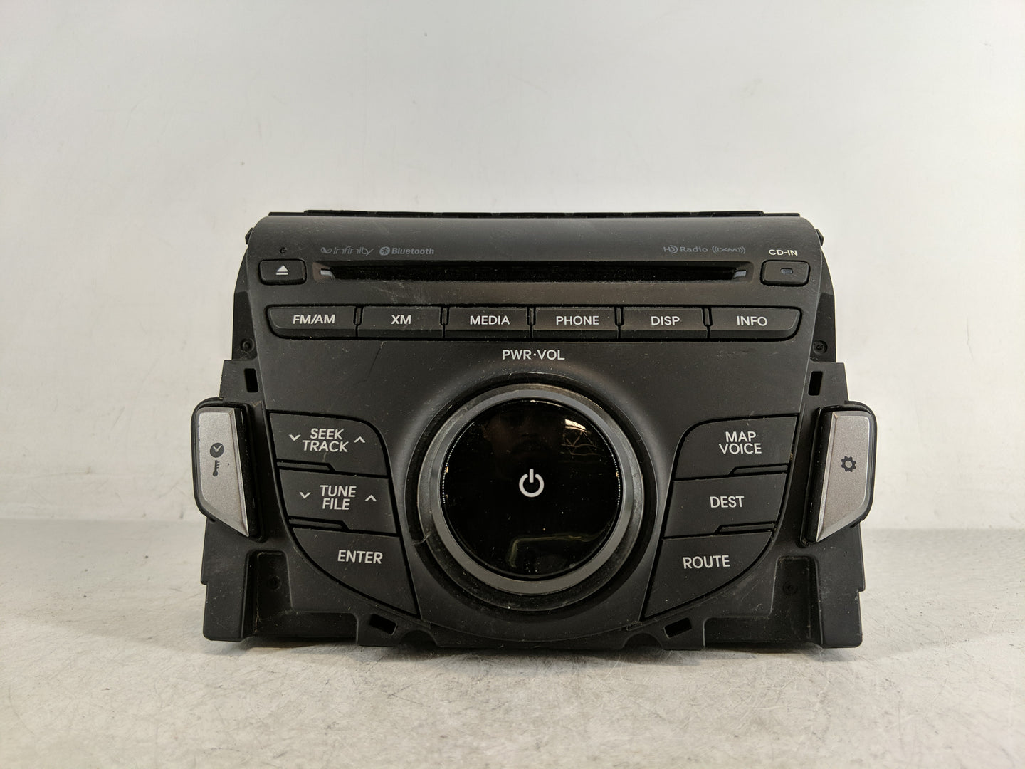 2012-2013 Hyundai Azera Radio AM FM Cd Player Receiver Replacement P/N:96560-3V4004X Fits Fits 2012 2013 OEM Used Auto Parts
