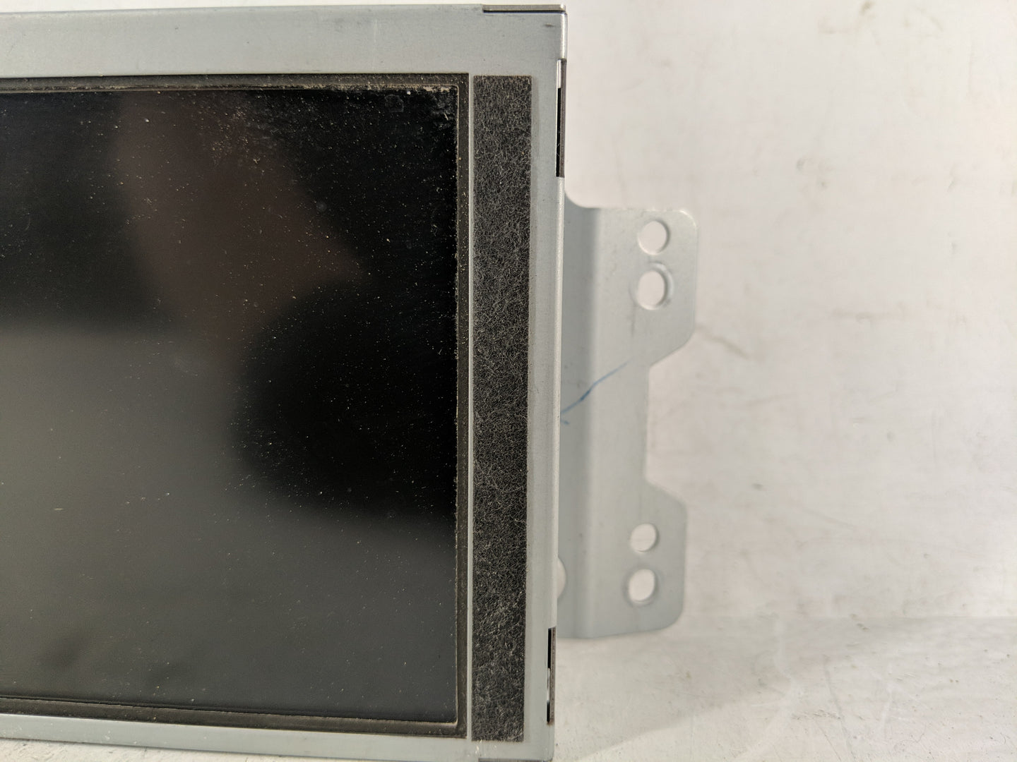 2012-2013 Hyundai Azera Information Display Screen - Oemusedautoparts1.com