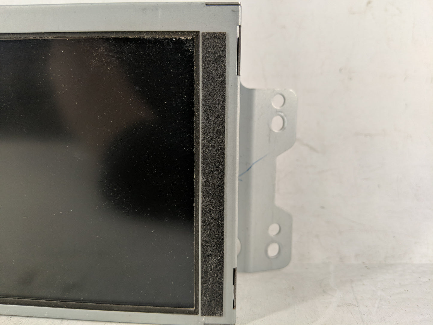 2012-2013 Hyundai Azera Information Display Screen - Oemusedautoparts1.com