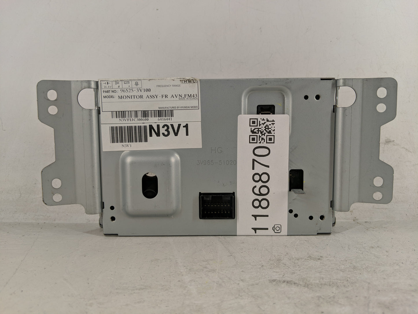 2012-2013 Hyundai Azera Information Display Screen - Oemusedautoparts1.com