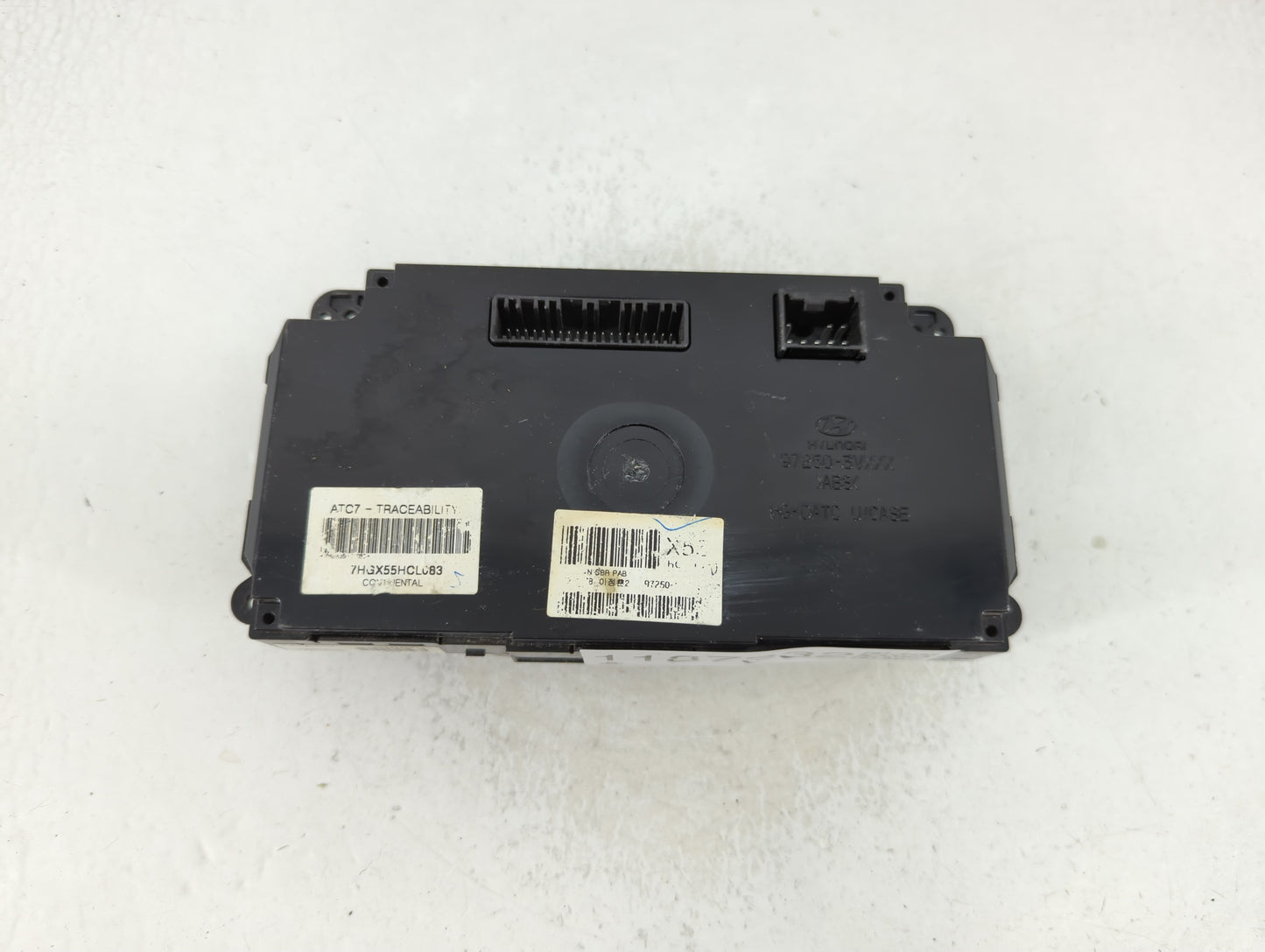 2012-2014 Hyundai Azera Climate Control Module Temperature AC/Heater Replacement P/N:97250 Fits Fits 2012 2013 2014 OEM Used