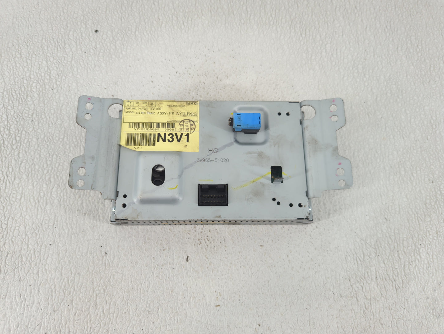 2012-2013 Hyundai Azera Information Display Screen - Oemusedautoparts1.com