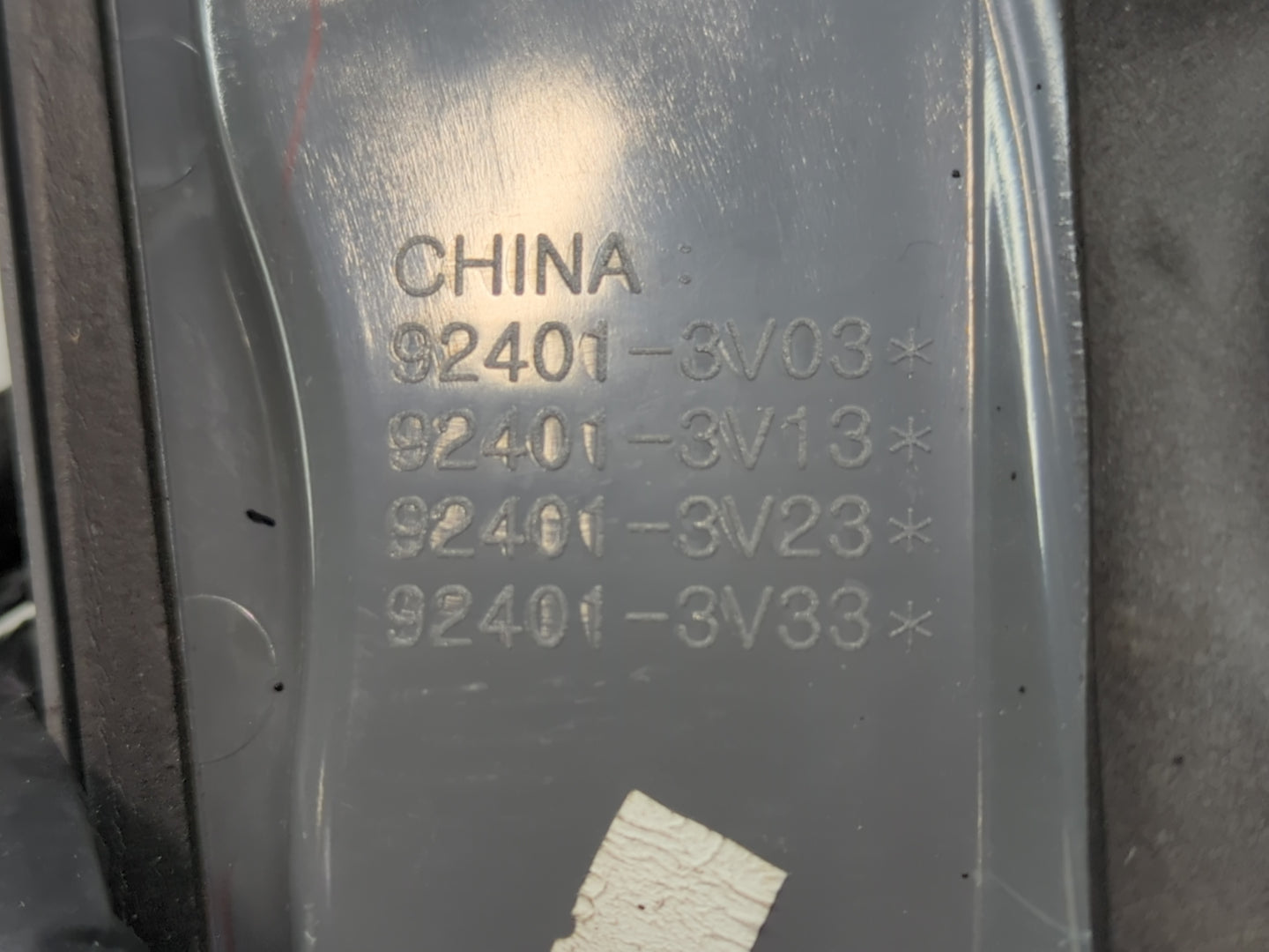2012-2015 Hyundai Azera Tail Light Assembly Driver Left OEM P/N:92401-3V33 92401-3V23, 92401-3V13 Fits Fits 2012 2013 2014 2