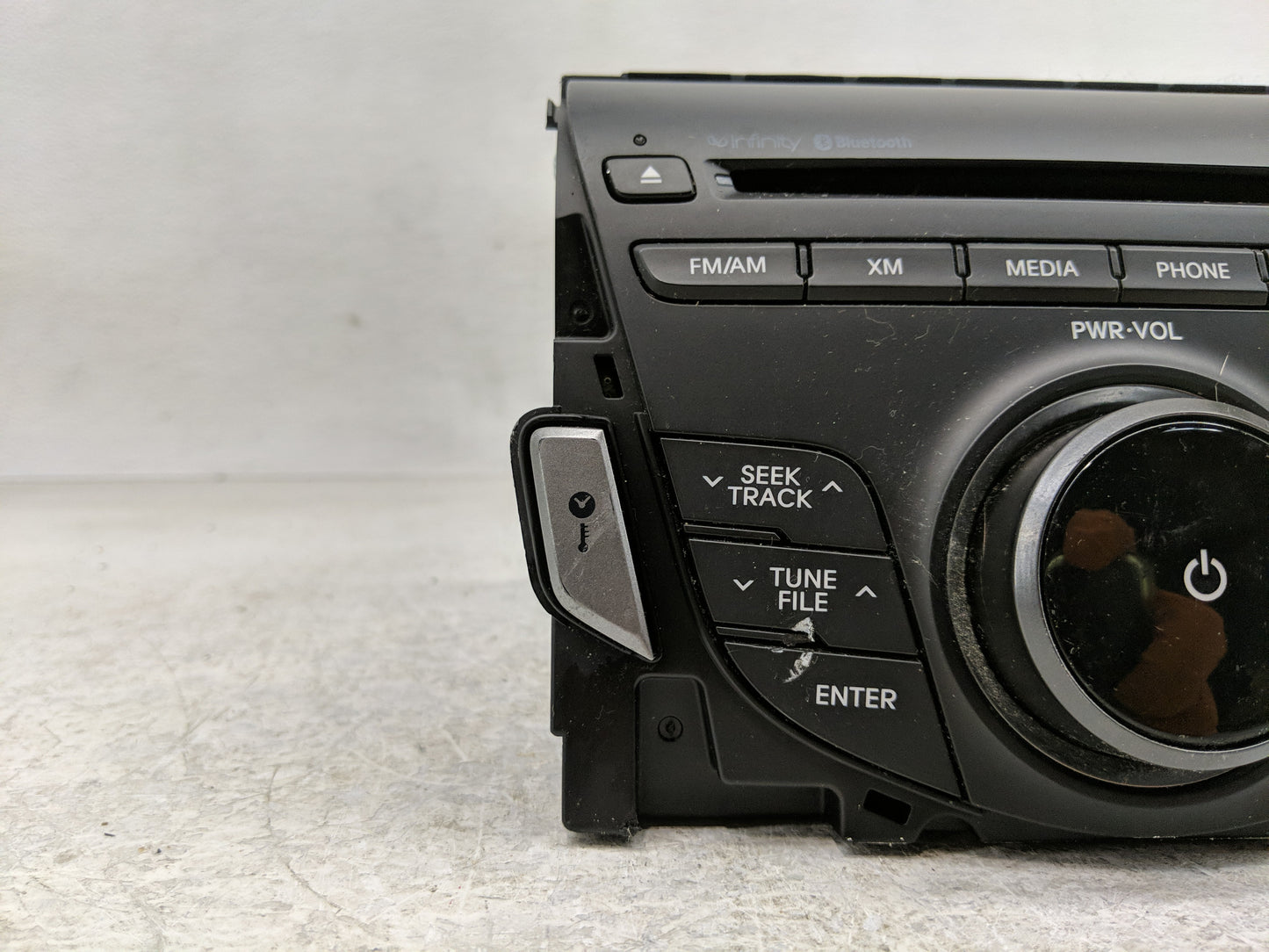 2012-2014 Hyundai Azera Radio AM FM Cd Player Receiver Replacement P/N:965603V4004X Fits Fits 2012 2013 2014 OEM Used Auto P