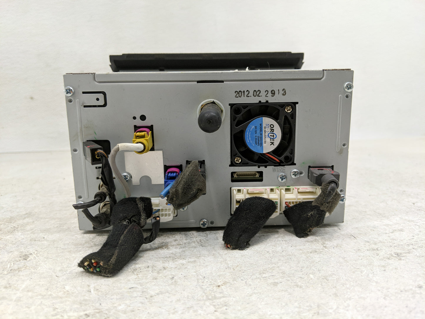 2012-2014 Hyundai Azera Radio AM FM Cd Player Receiver Replacement P/N:965603V4004X Fits Fits 2012 2013 2014 OEM Used Auto P