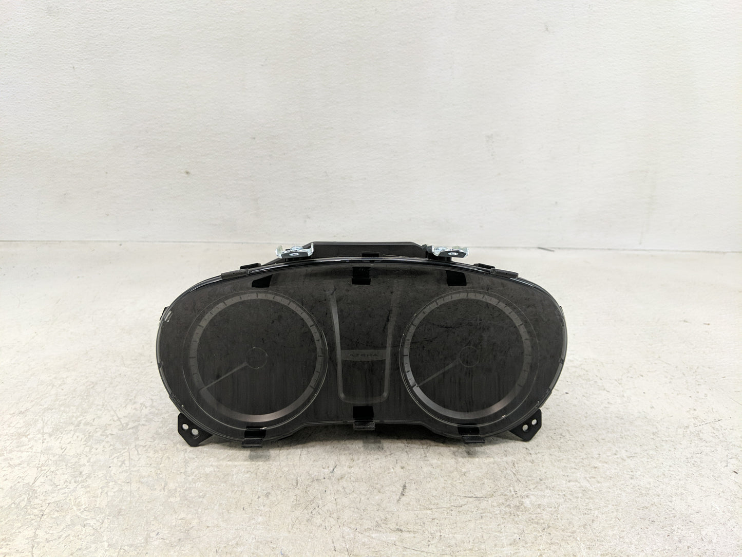 2012-2013 Hyundai Azera Instrument Cluster Speedometer Gauges P/N:94001-3V100 Fits Fits 2012 2013 OEM Used Auto Parts - Oemu