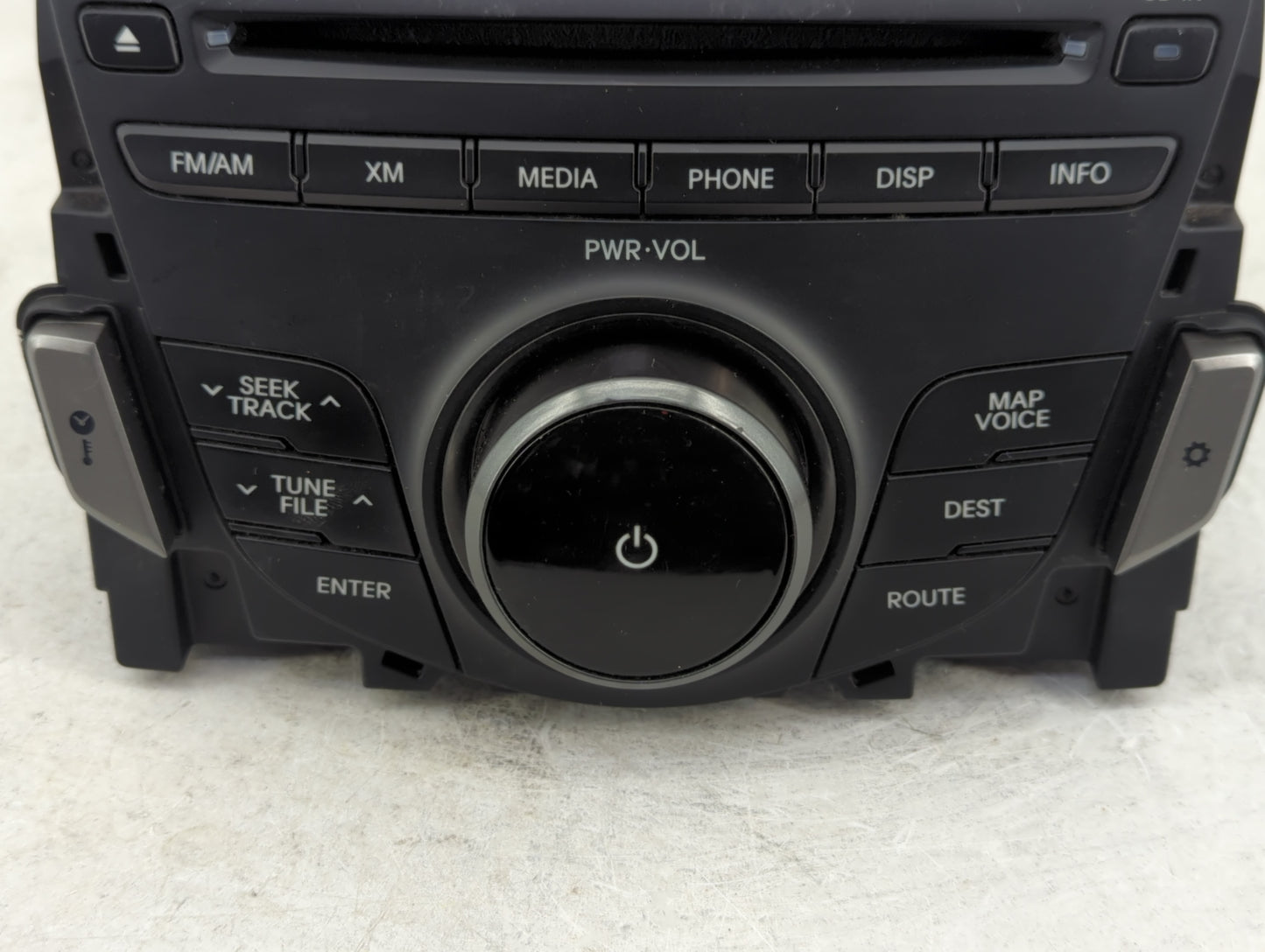 2012-2013 Hyundai Azera Radio AM FM Cd Player Receiver Replacement P/N:96560-3V4004X Fits Fits 2012 2013 OEM Used Auto Parts