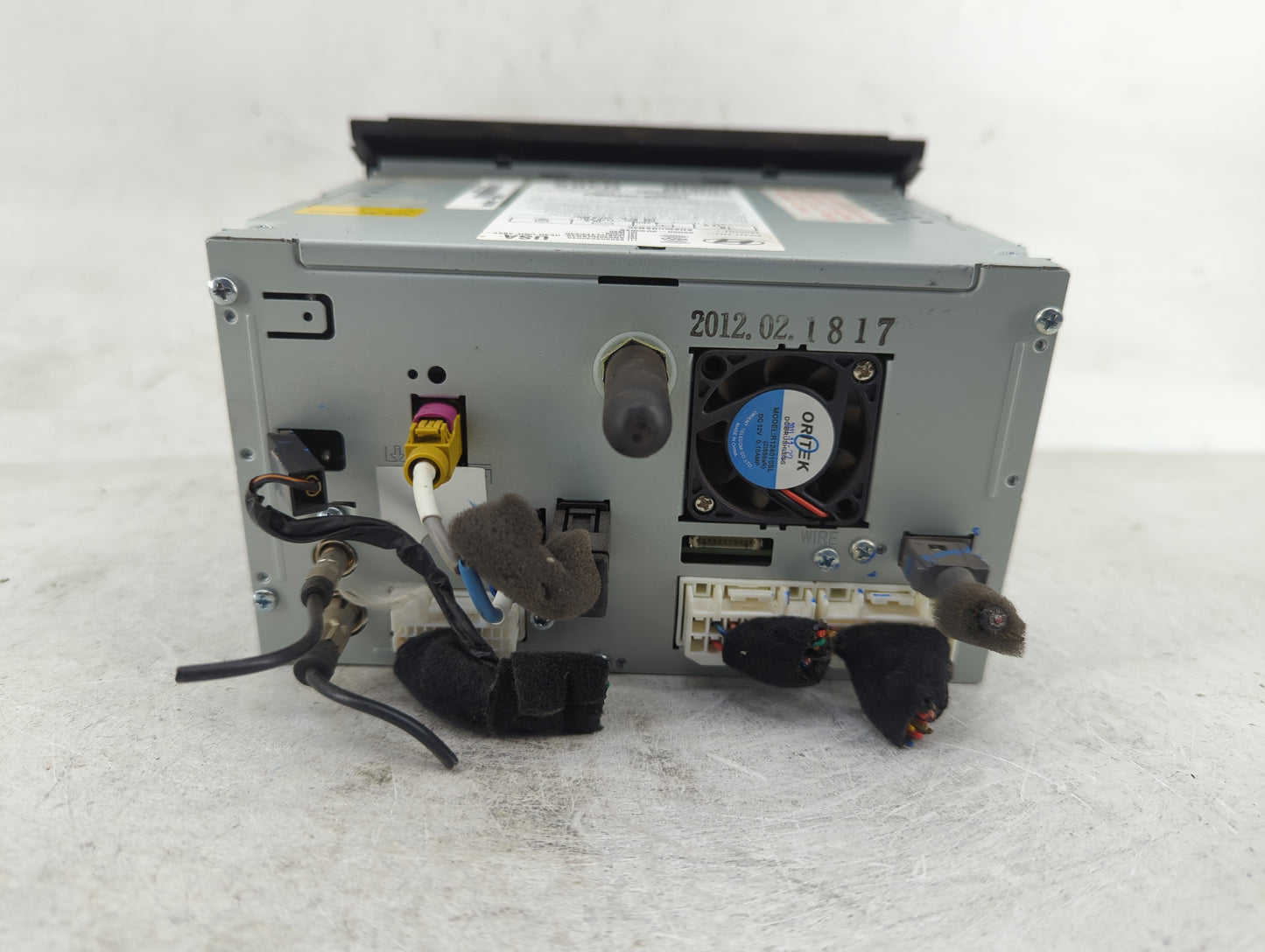 2012-2013 Hyundai Azera Radio AM FM Cd Player Receiver Replacement P/N:96560-3V4004X Fits Fits 2012 2013 OEM Used Auto Parts