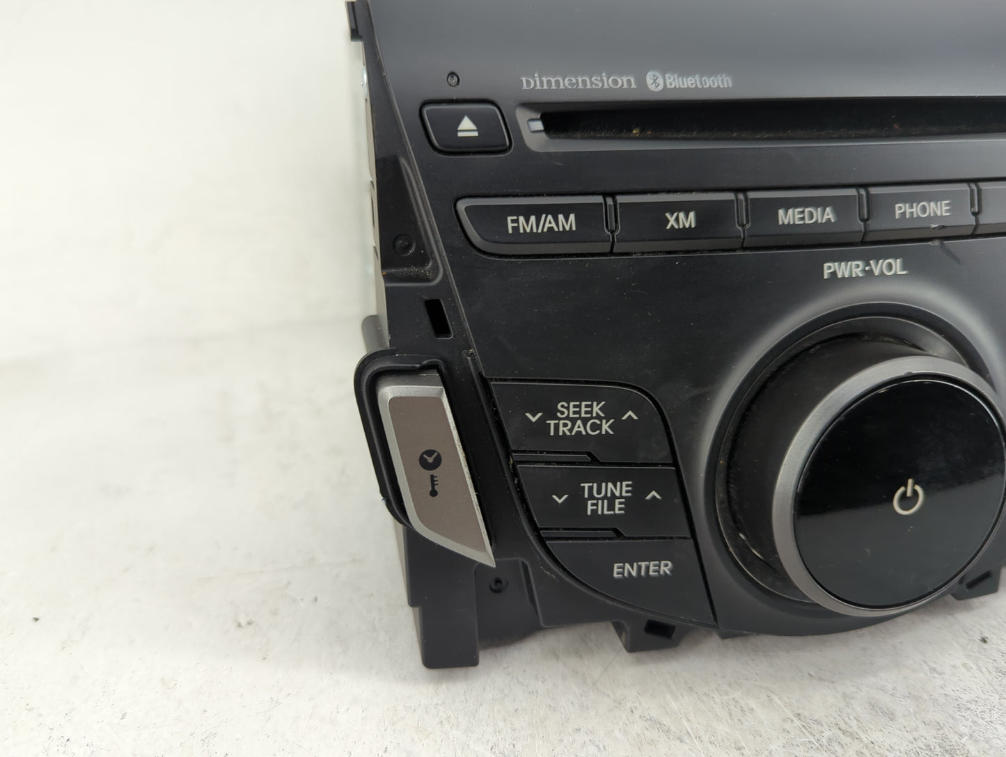 2012-2013 Hyundai Azera Radio AM FM Cd Player Receiver Replacement P/N:96560-3V4504X Fits Fits 2012 2013 OEM Used Auto Parts