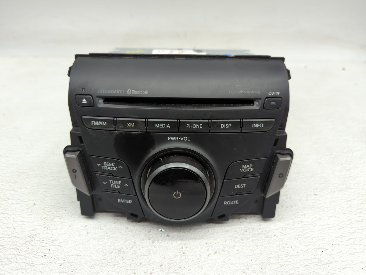 2012-2013 Hyundai Azera Radio AM FM Cd Player Receiver Replacement P/N:96560-3V4504X Fits 2012 2013 OEM Used Auto Parts - Oe