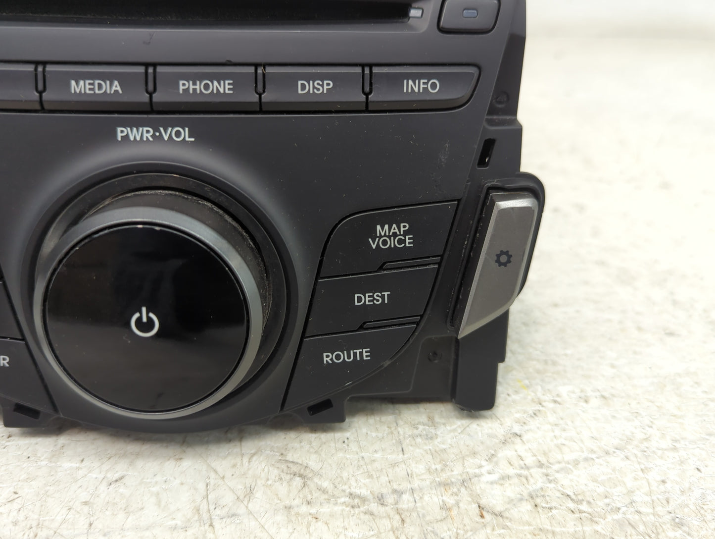 2012-2013 Hyundai Azera Radio AM FM Cd Player Receiver Replacement P/N:96560-3V4004X Fits Fits 2012 2013 OEM Used Auto Parts
