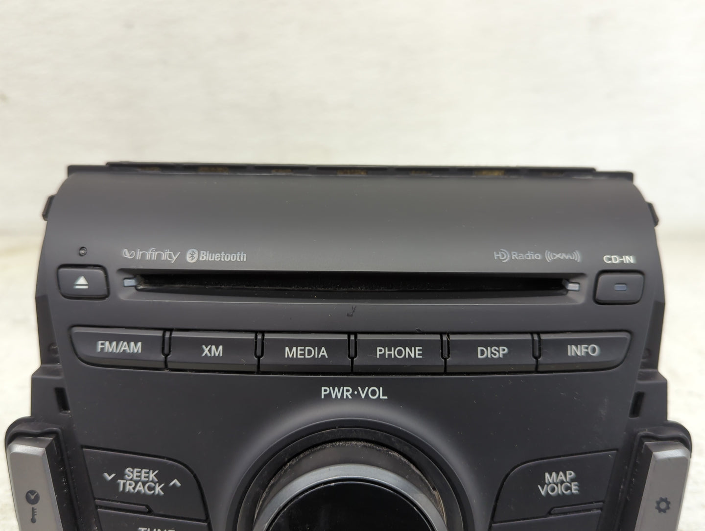 2012-2013 Hyundai Azera Radio AM FM Cd Player Receiver Replacement P/N:96560-3V4004X Fits Fits 2012 2013 OEM Used Auto Parts