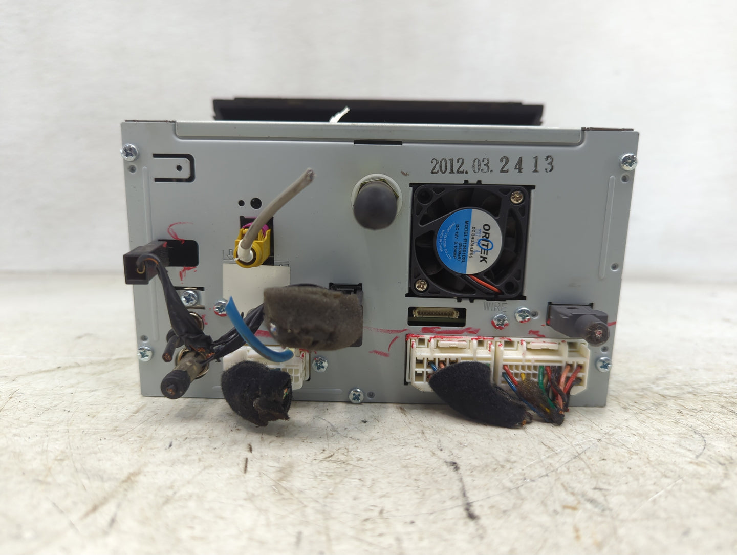 2012-2013 Hyundai Azera Radio AM FM Cd Player Receiver Replacement P/N:96560-3V4004X Fits Fits 2012 2013 OEM Used Auto Parts