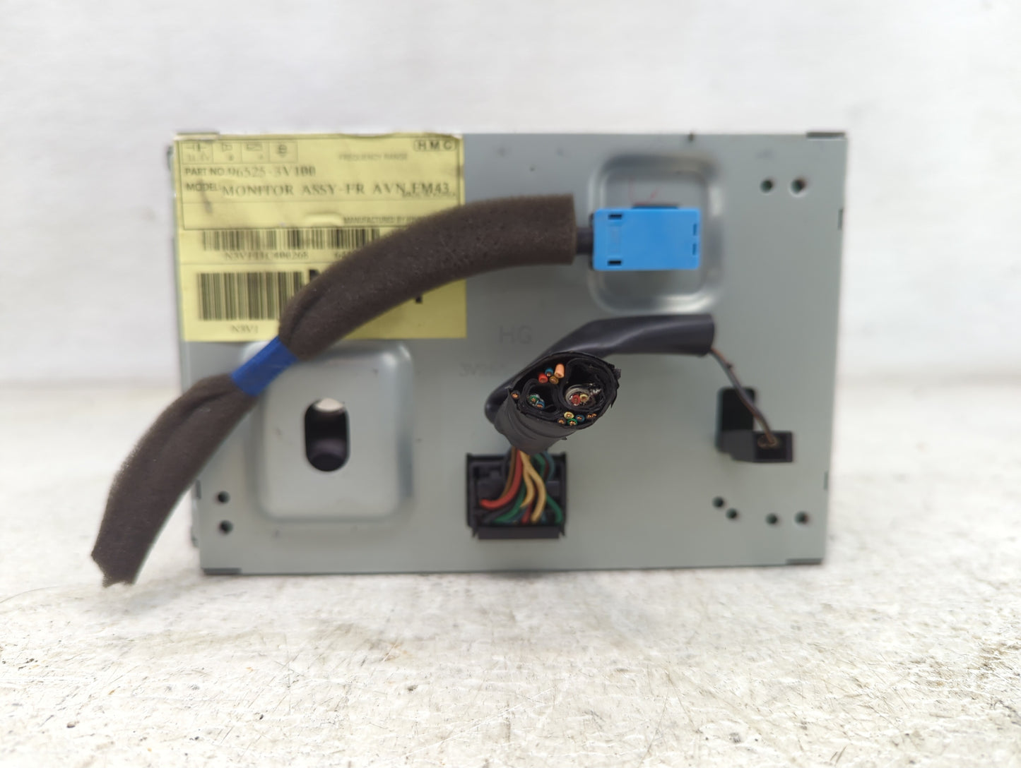 2012-2013 Hyundai Azera Information Display Screen - Oemusedautoparts1.com