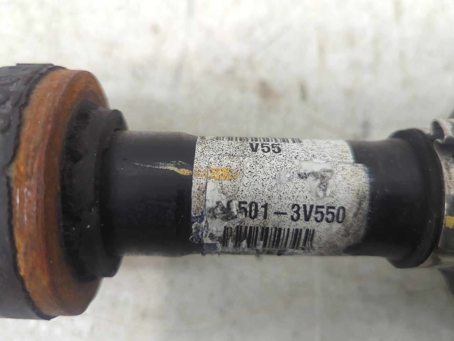 2012-2013 Hyundai Azera Axle Shaft Front Passenger Cv C/v - Oemusedautoparts1.com