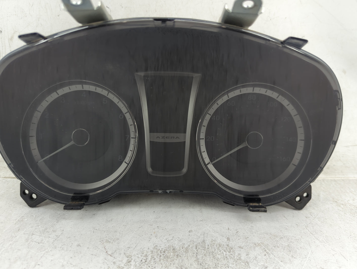 2012-2013 Hyundai Azera Instrument Cluster Speedometer Gauges P/N:94001-3V100 Fits Fits 2012 2013 OEM Used Auto Parts - Oemu