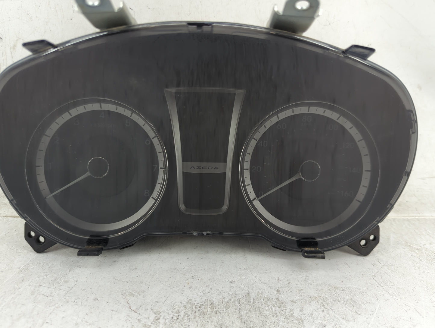 2012-2013 Hyundai Azera Instrument Cluster Speedometer Gauges P/N:94001-3V100 Fits Fits 2012 2013 OEM Used Auto Parts - Oemu