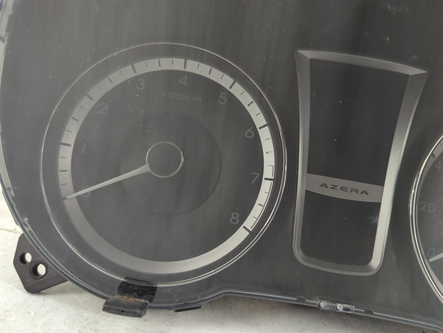 2012-2013 Hyundai Azera Instrument Cluster Speedometer Gauges P/N:94001-3V100 Fits Fits 2012 2013 OEM Used Auto Parts - Oemu