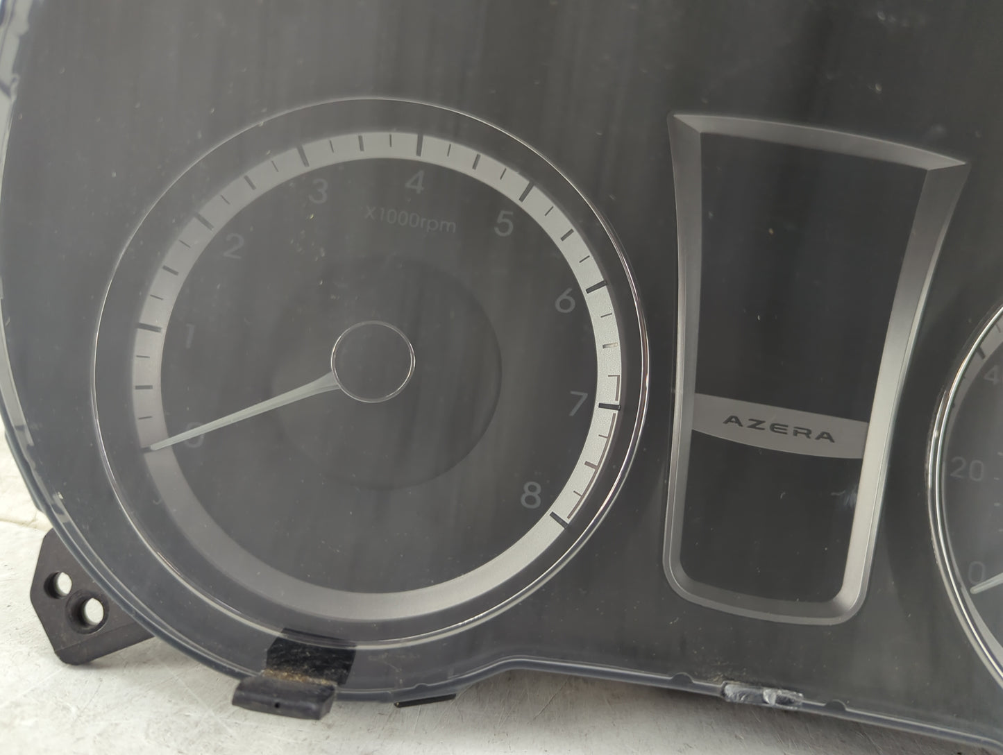 2012-2013 Hyundai Azera Instrument Cluster Speedometer Gauges P/N:94001-3V100 Fits Fits 2012 2013 OEM Used Auto Parts - Oemu