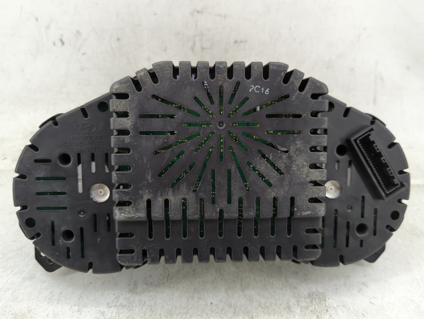 2012-2013 Hyundai Azera Instrument Cluster Speedometer Gauges P/N:94001-3V100 Fits Fits 2012 2013 OEM Used Auto Parts - Oemu