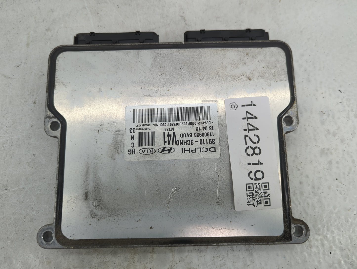 2012-2014 Hyundai Azera PCM Engine Control Computer ECU ECM PCU OEM P/N:39110-3CHN0 11900928 Fits Fits 2012 2013 2014 OEM Us