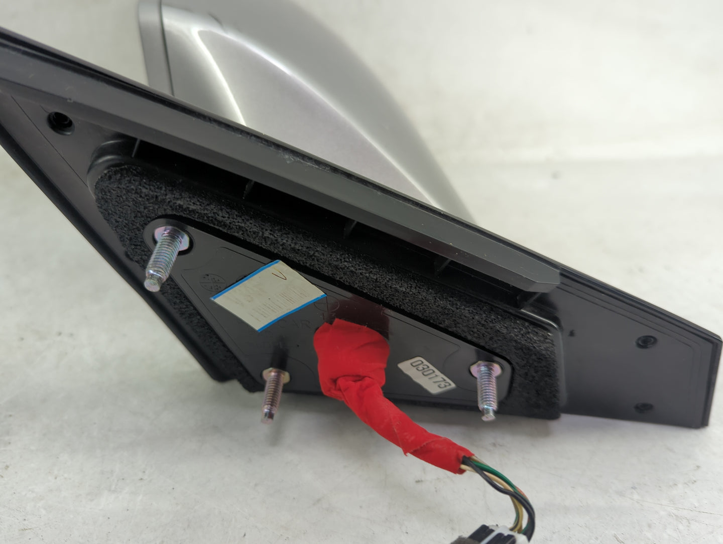 2012-2013 Hyundai Azera Driver Side View Mirror - Left Door Mirror OEM Used - Oemusedautoparts1.com