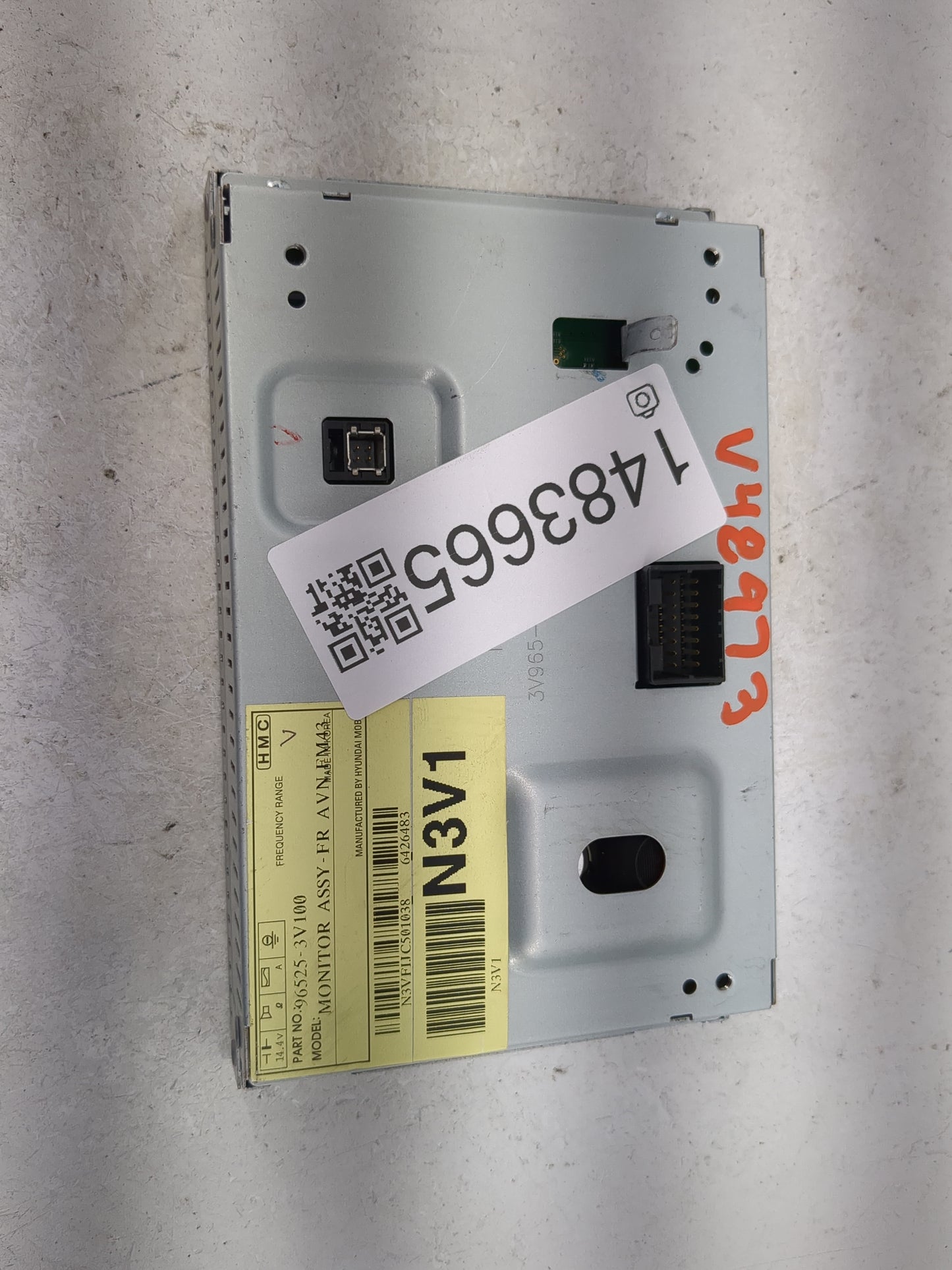 2012-2013 Hyundai Azera Information Display Screen 1483665 - Oemusedautoparts1.com