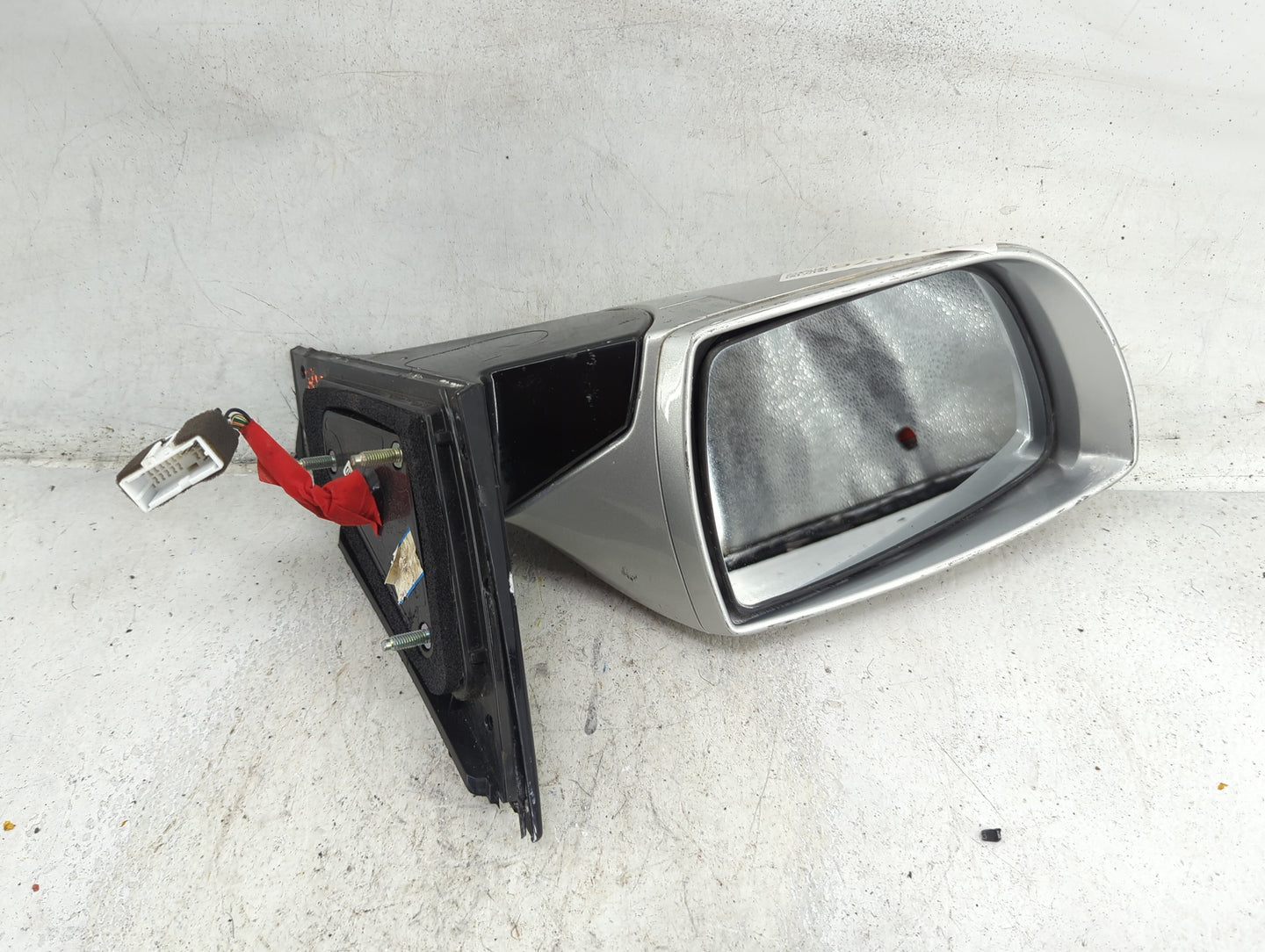 2012-2013 Hyundai Azera Driver Side View Mirror - Left Door Mirror OEM Used - Oemusedautoparts1.com