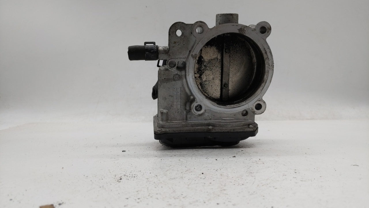 2012-2017 Hyundai Azera Throttle Body P/N:5310 4P18 35100-3CAA0 Fits Fits 2012 2013 2014 2015 2016 2017 2018 OEM Used Auto P