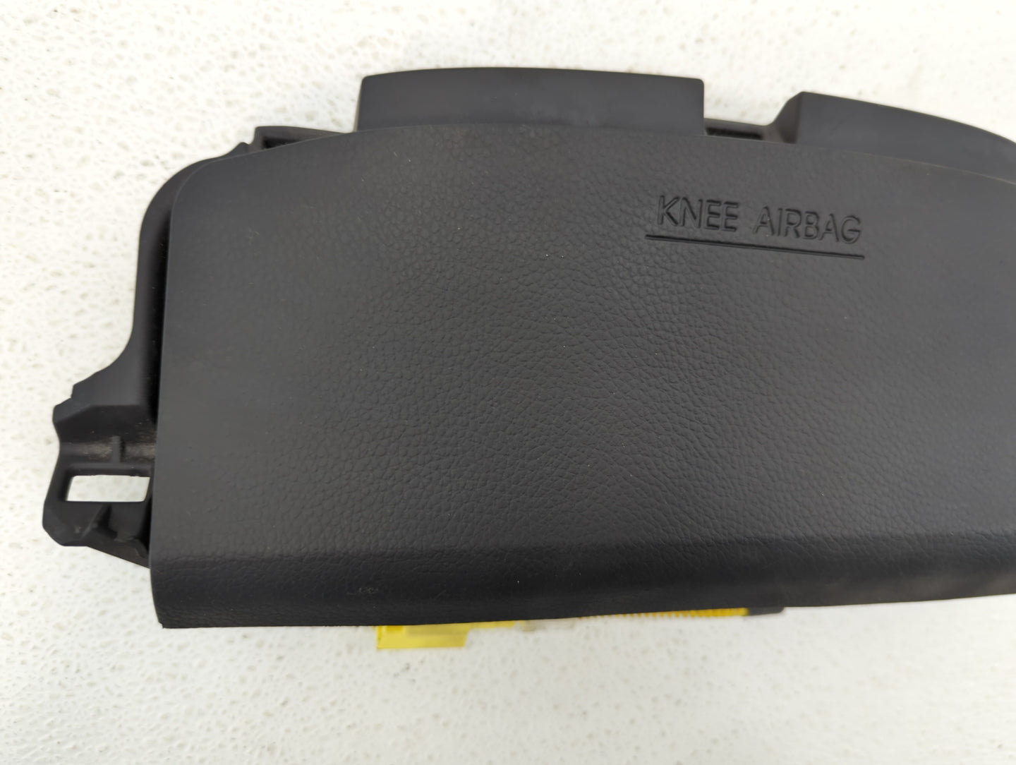 2012 Hyundai Azera Air Bag Passenger Right Knee OEM P/N:56970-3V500 Fits OEM Used Auto Parts - Oemusedautoparts1.com