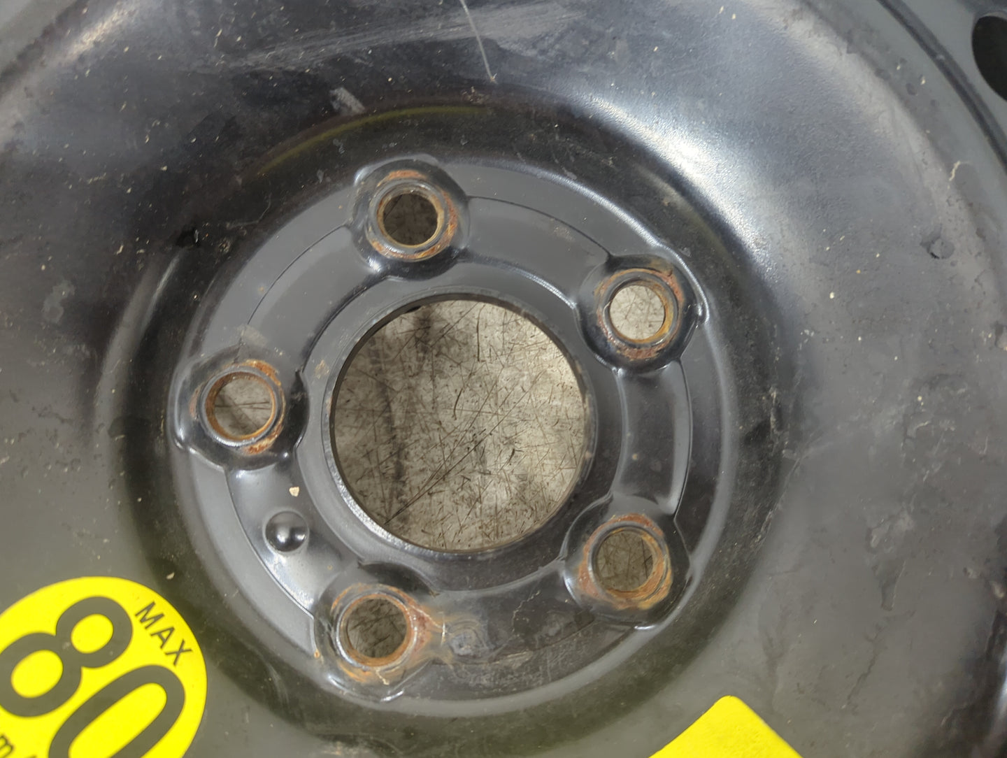 2012-2017 Hyundai Azera Spare Donut Tire Wheel Rim Oem 5037218 - Oemusedautoparts1.com