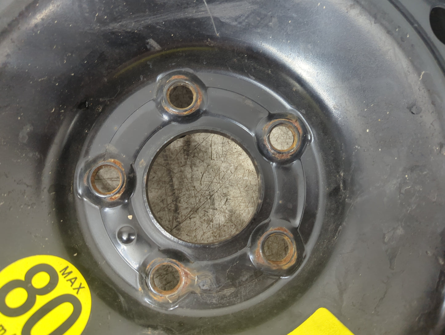 2012-2017 Hyundai Azera Spare Donut Tire Wheel Rim Oem 5037218 - Oemusedautoparts1.com