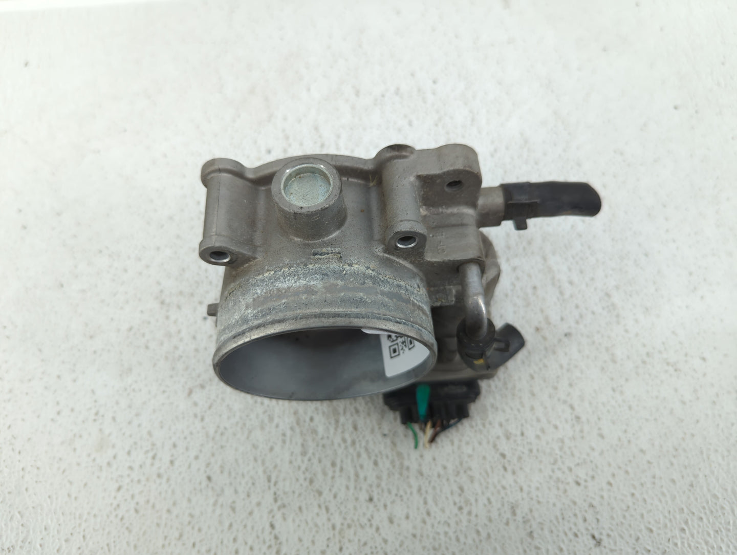 2012-2017 Hyundai Azera Throttle Body P/N:35100-3CAA0 Fits Fits 2012 2013 2014 2015 2016 2017 2018 OEM Used Auto Parts - Oem