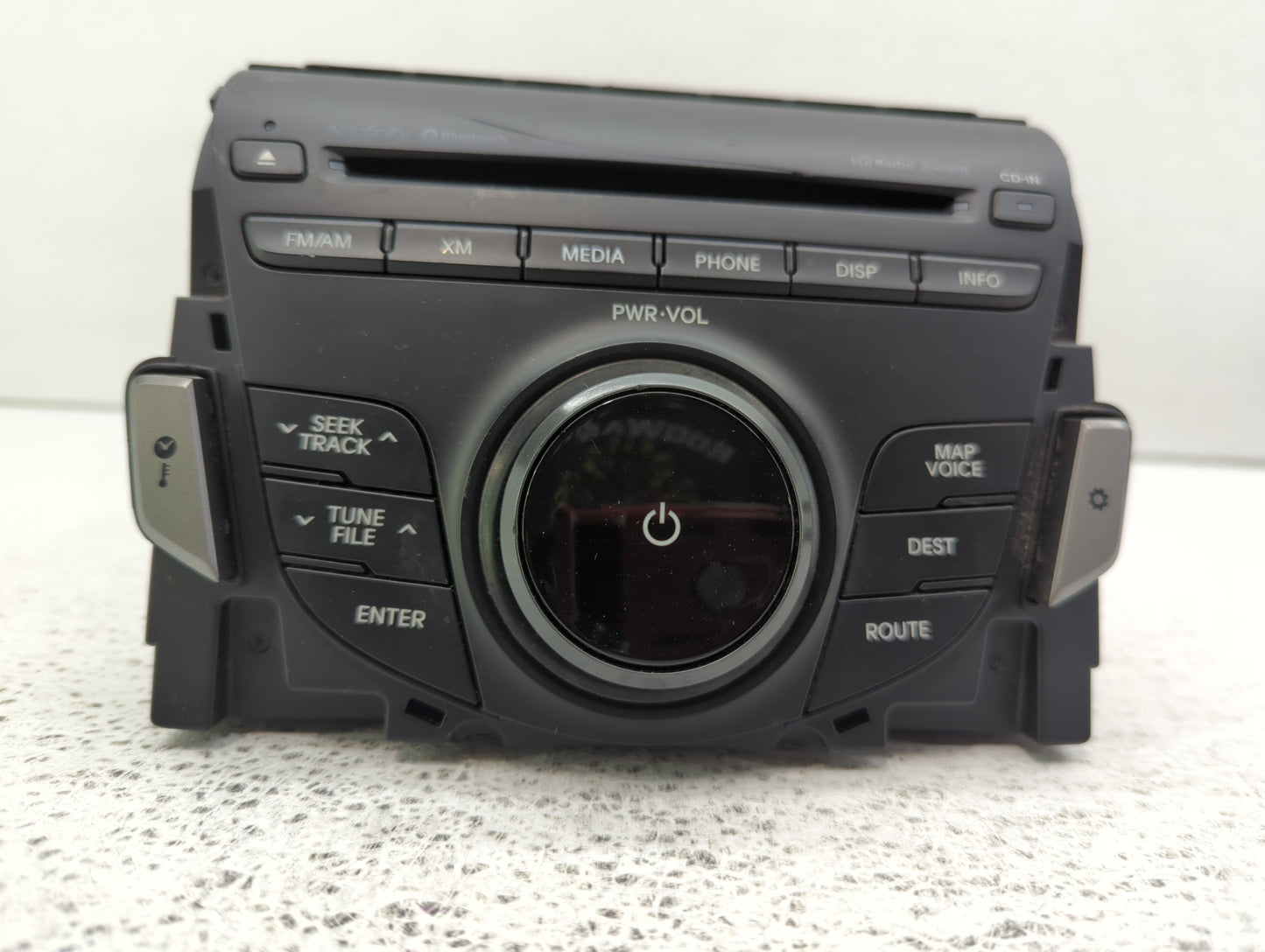 2012-2013 Hyundai Azera Radio AM FM Cd Player Receiver Replacement P/N:96560-3V4004X Fits Fits 2012 2013 OEM Used Auto Parts