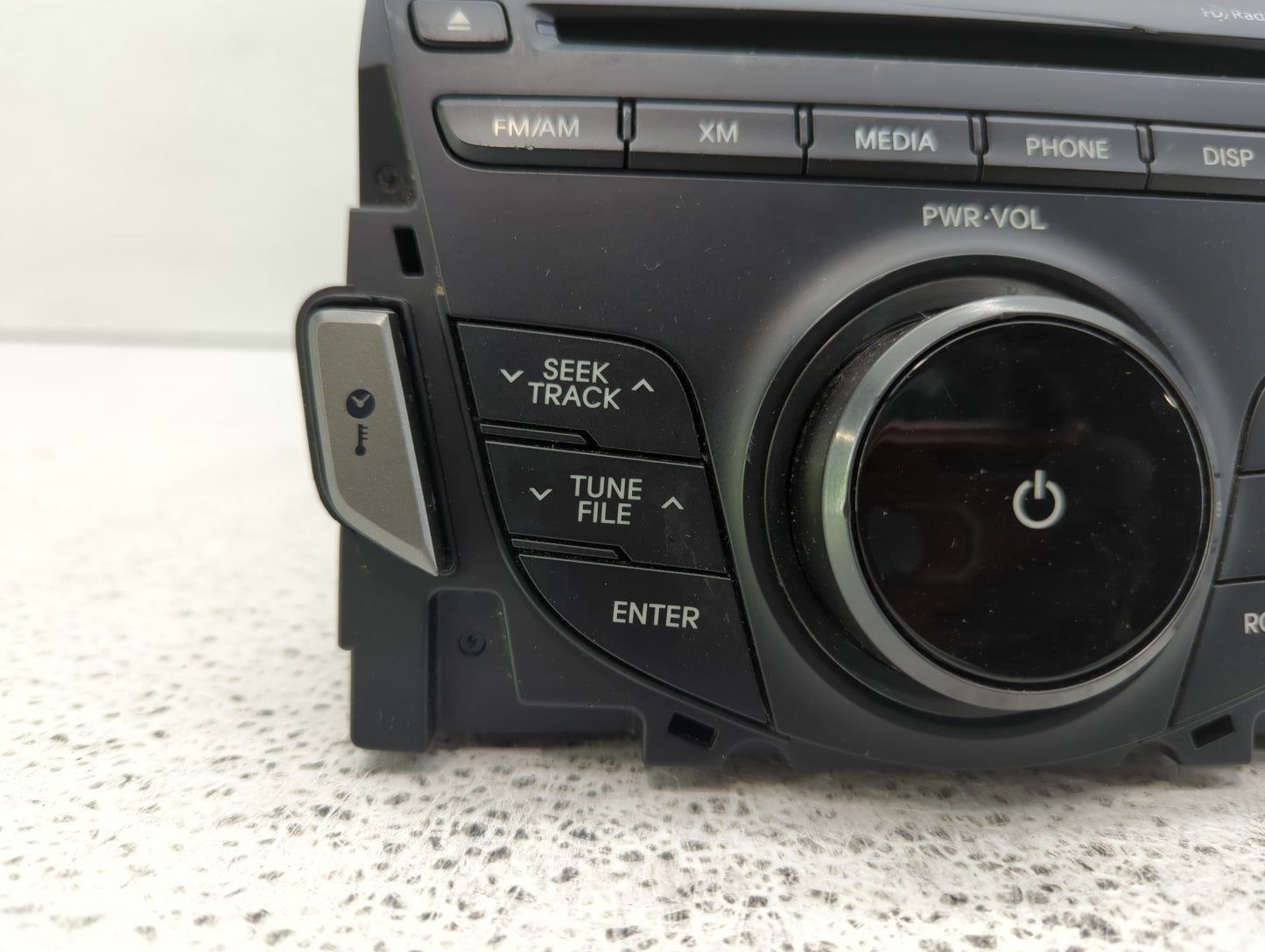 2012-2013 Hyundai Azera Radio AM FM Cd Player Receiver Replacement P/N:96560-3V4004X Fits Fits 2012 2013 OEM Used Auto Parts