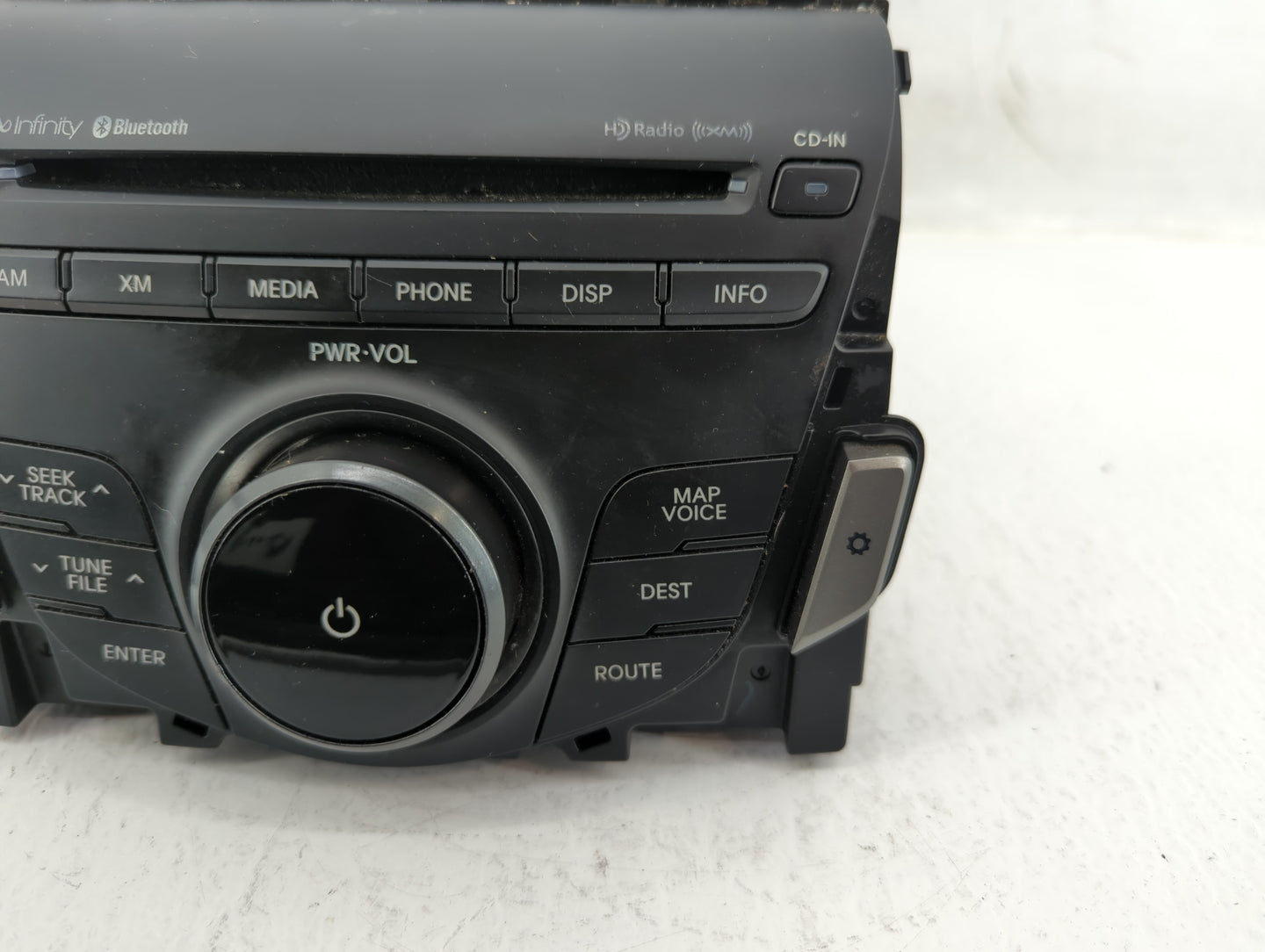 2012-2013 Hyundai Azera Am Fm Cd Player Radio Receiver - Oemusedautoparts1.com