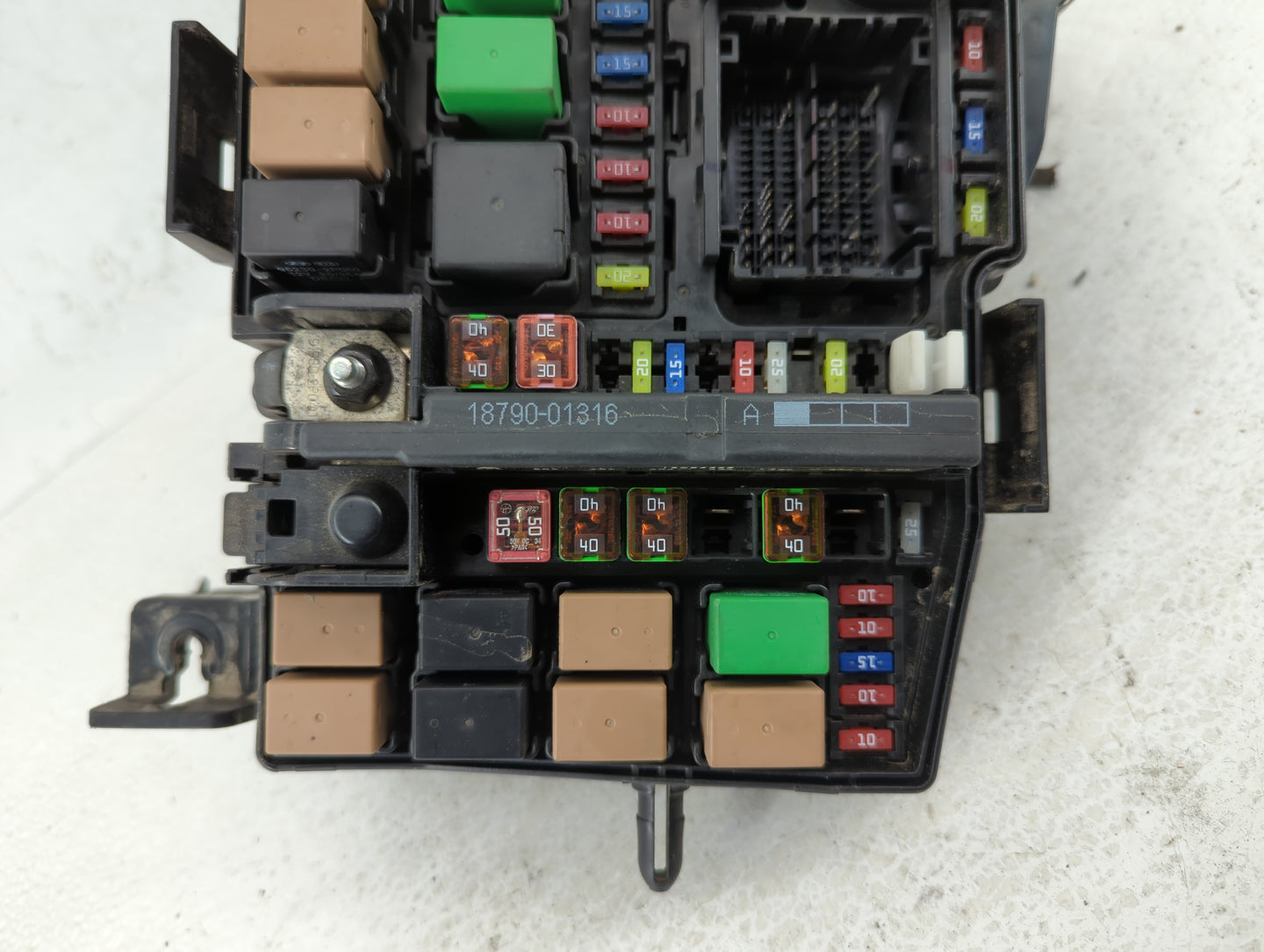 2012-2013 Hyundai Azera Fusebox Fuse Box Panel Relay Module P/N:1207020319 912063V040 Fits Fits 2012 2013 OEM Used Auto Part