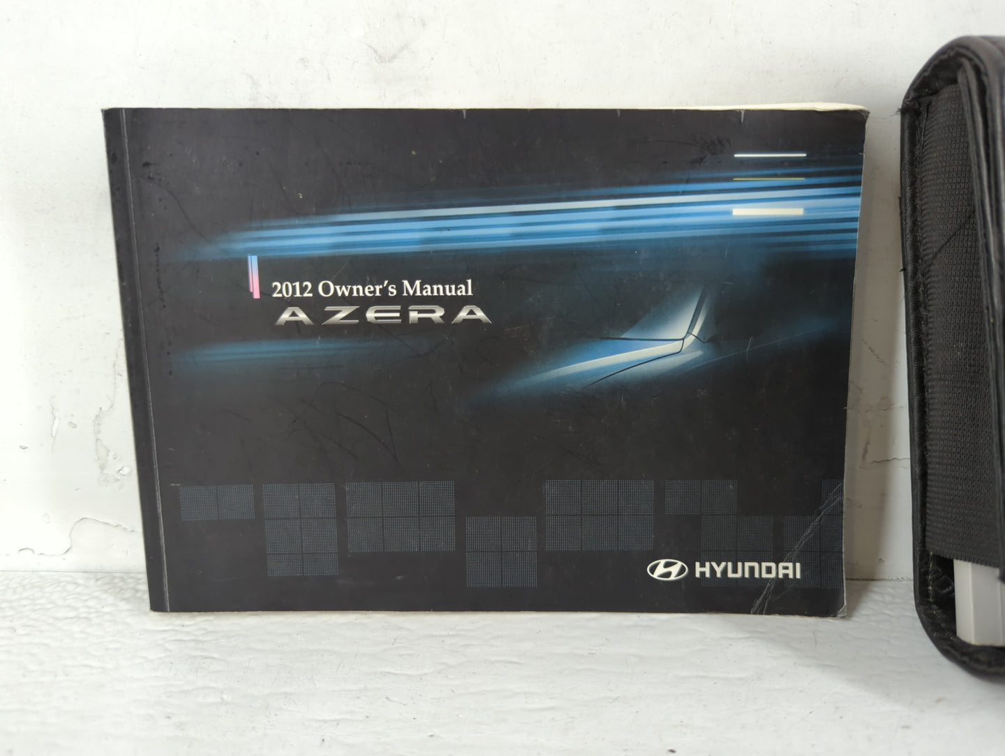 2012 Hyundai Azera Owners Manual Book Guide P/N:A3V0-EU1DA OEM Used Auto Parts - Oemusedautoparts1.com
