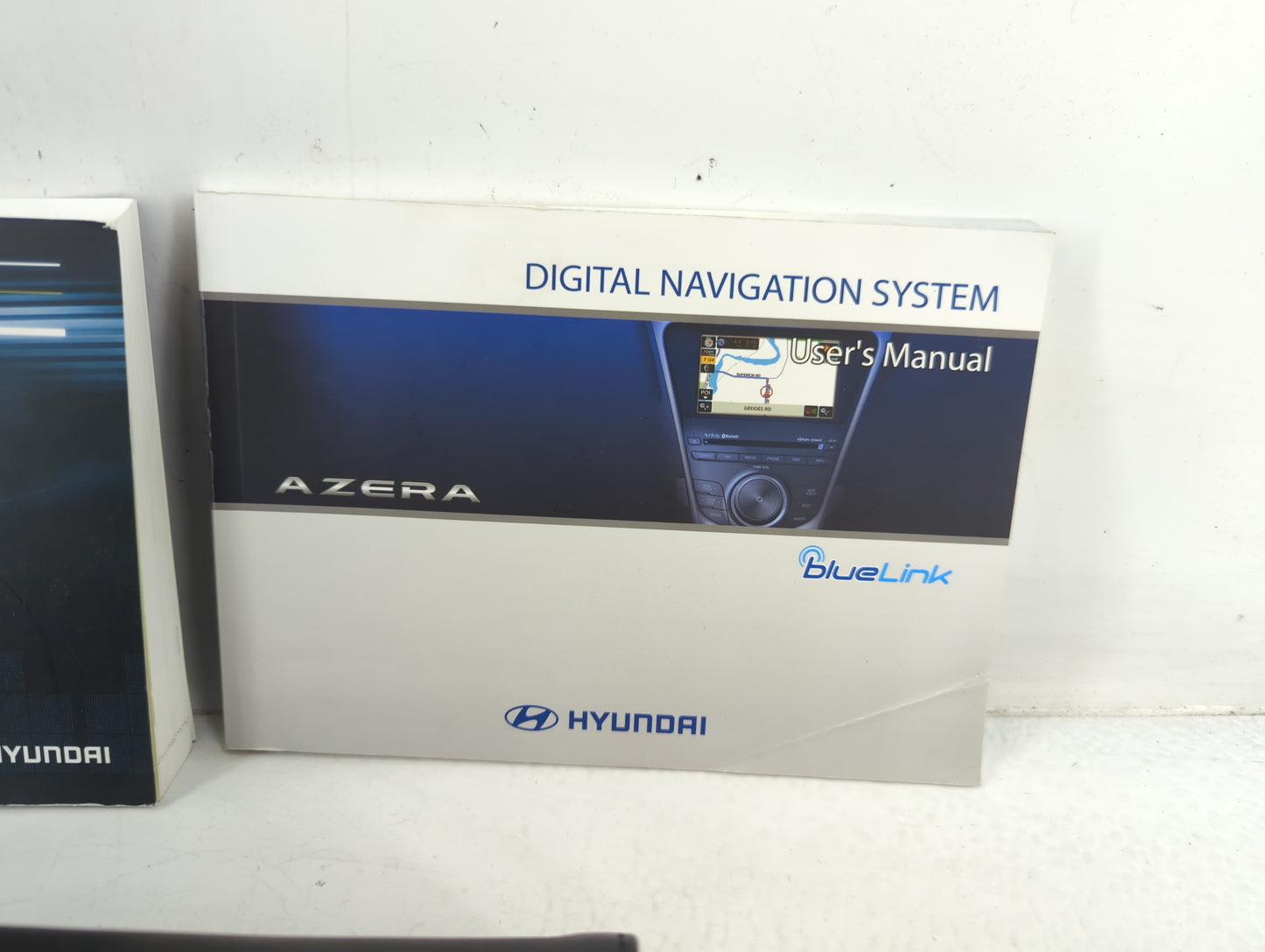 2012 Hyundai Azera Owners Manual Book Guide P/N:A3V0-EU24E OEM Used Auto Parts - Oemusedautoparts1.com