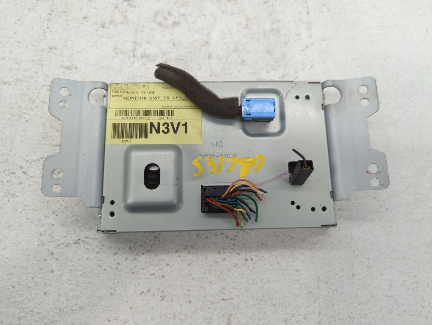 Hyundai Azera Am Fm Cd Player Radio Receiver - Oemusedautoparts1.com