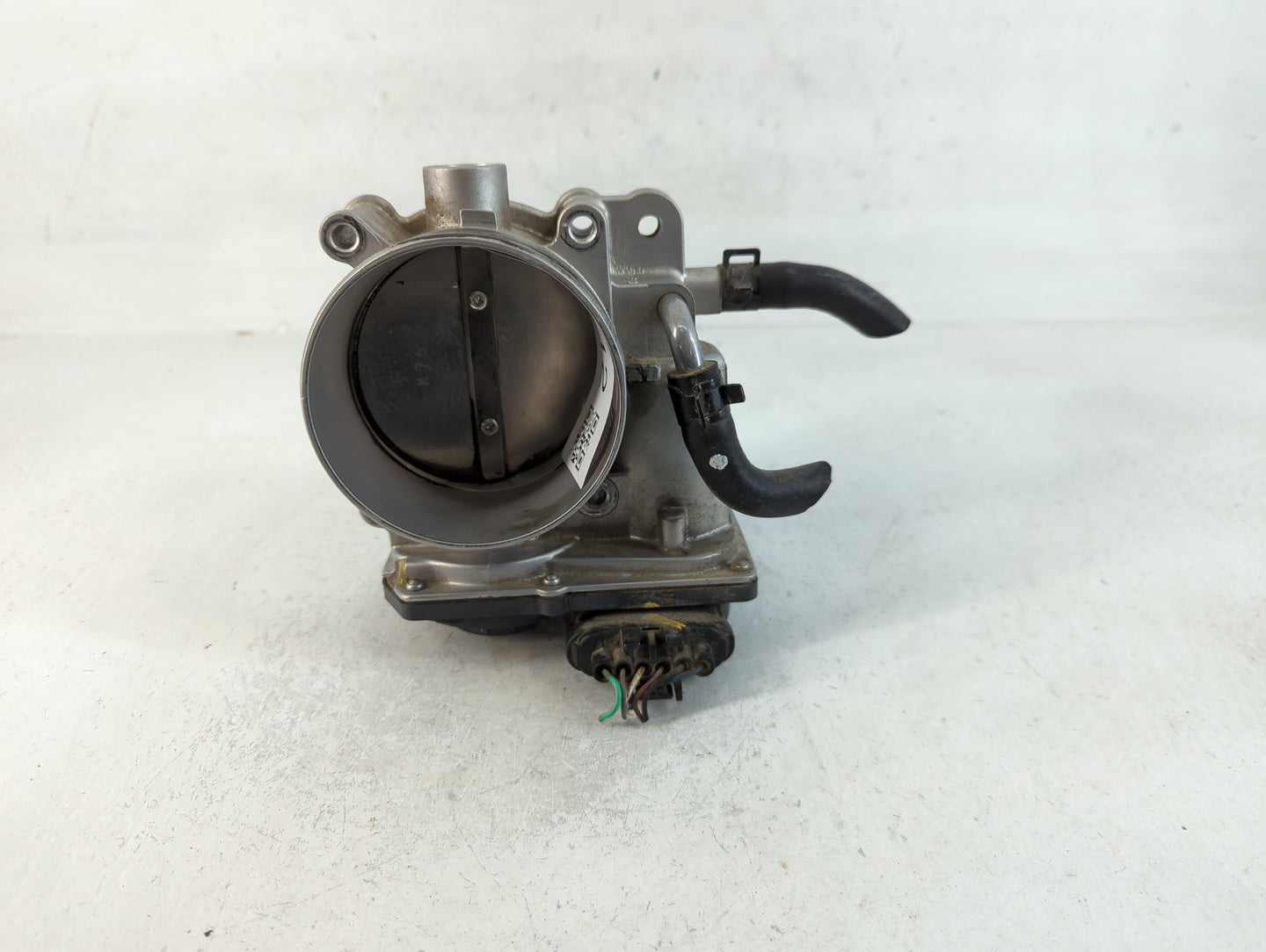 2012-2017 Hyundai Azera Throttle Body P/N:35100-3CAA0 Fits Fits 2012 2013 2014 2015 2016 2017 2018 OEM Used Auto Parts - Oem