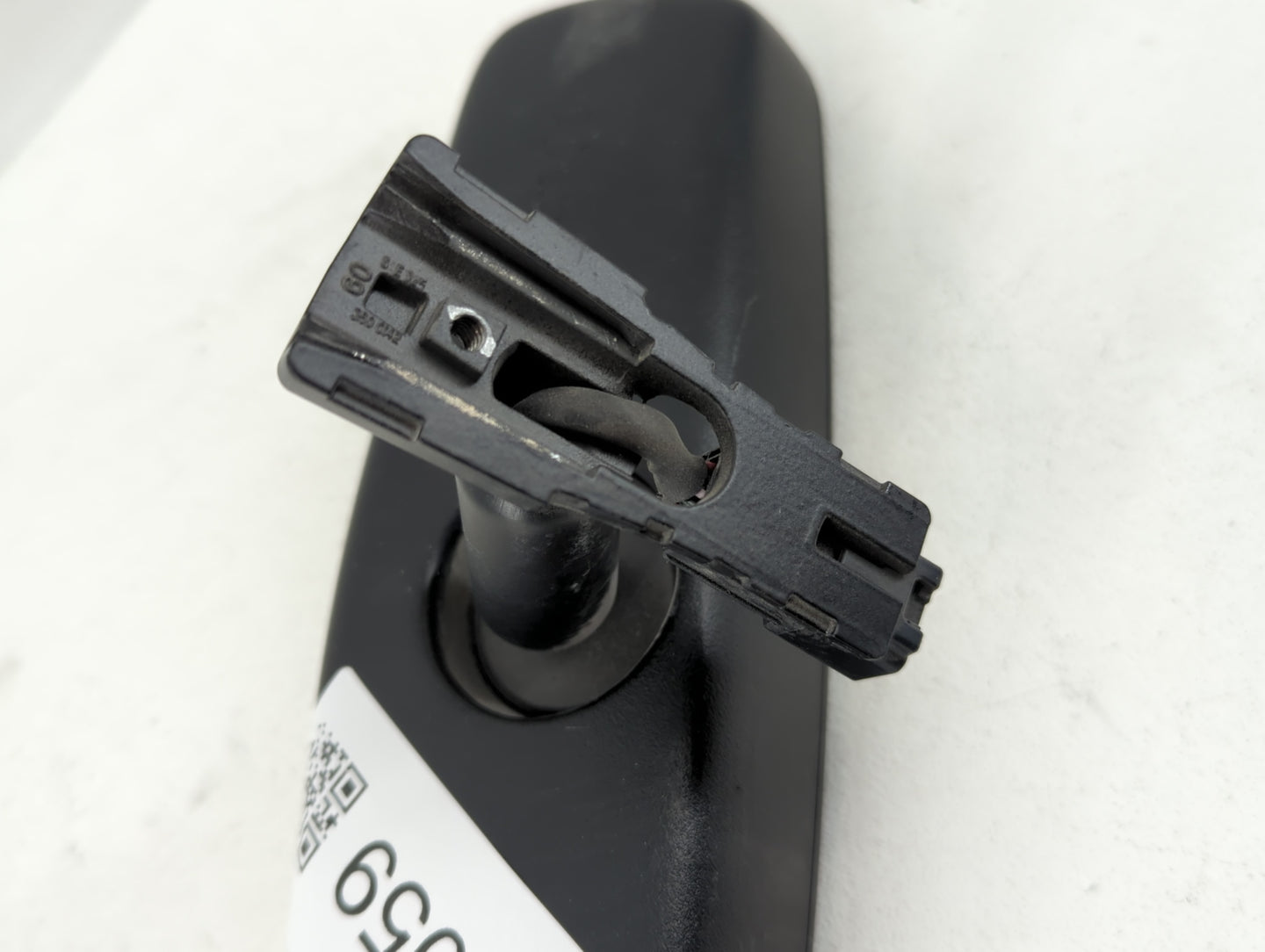 2012-2017 Hyundai Azera Interior Rear View Mirror Replacement OEM P/N:E11026666 Fits OEM Used Auto Parts - Oemusedautoparts1