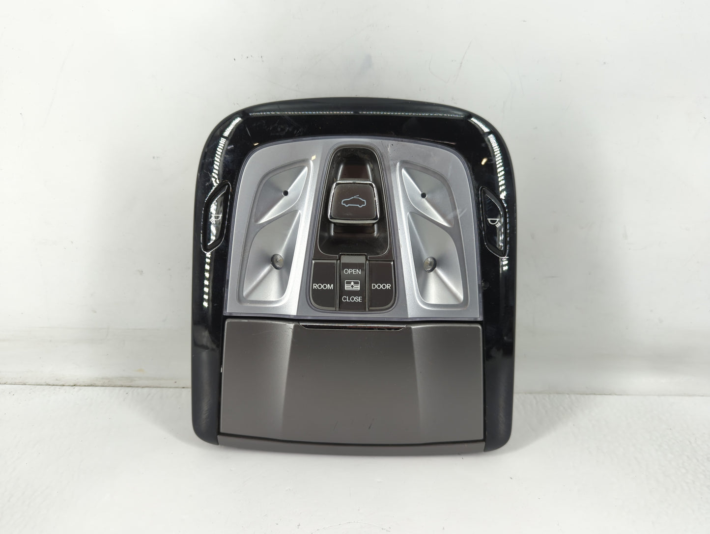 2012-2014 Hyundai Azera Overhead Roof Console 762439 - Oemusedautoparts1.com