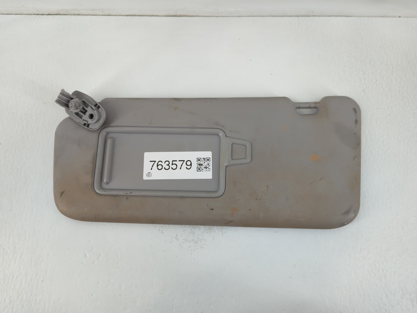 2012-2017 Hyundai Azera Sun Visor Shade Replacement Passenger Right Mirror Fits Fits 2012 2013 2014 2015 2016 2017 OEM Used 